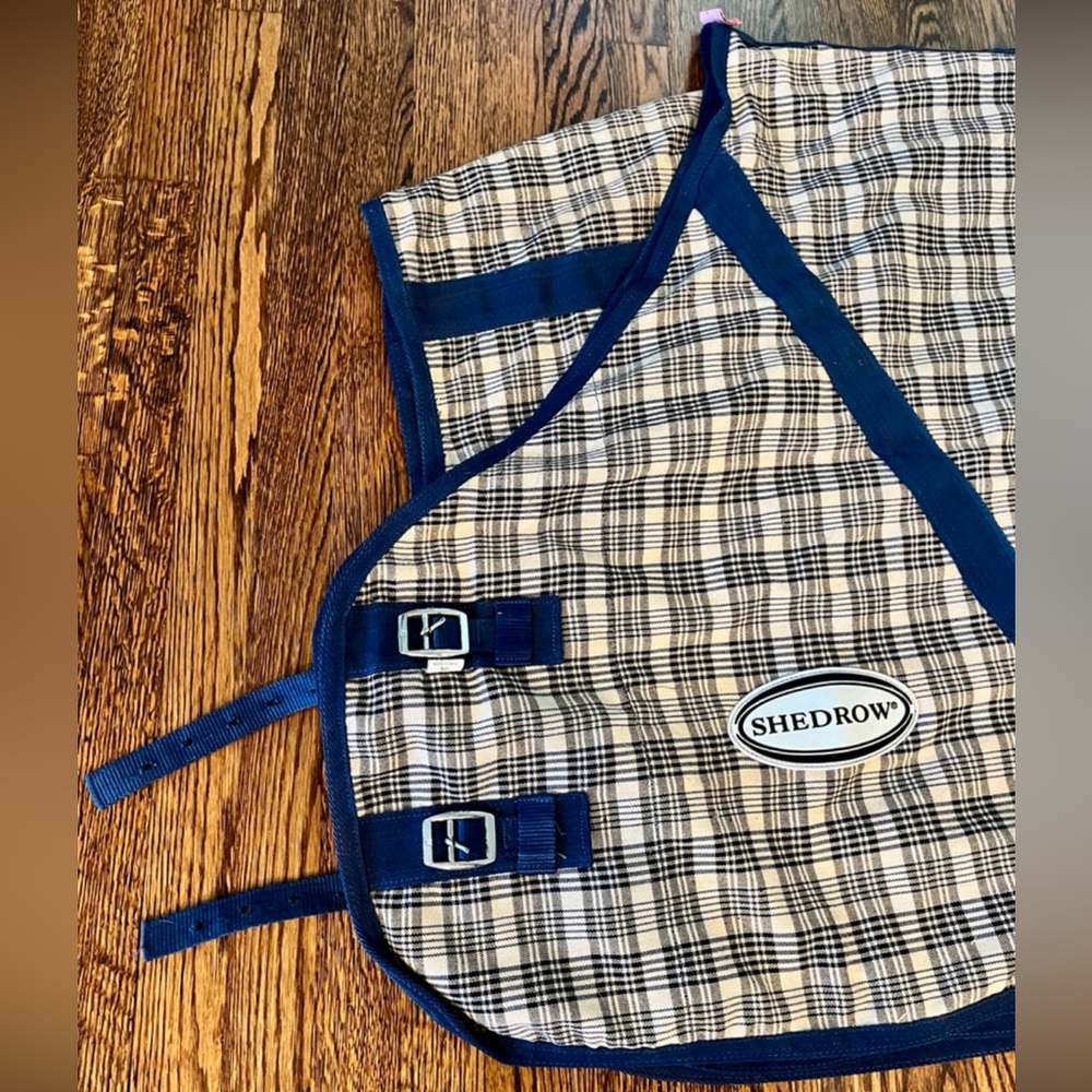 ⭐️ Host Pick ⭐️ Baker-Style Equestrian Horse Blanket with Tail Cord (68”)